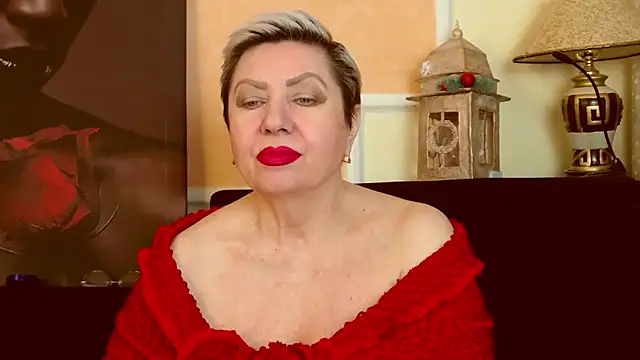 LadyPosh online show from March 10, 8:46 pm