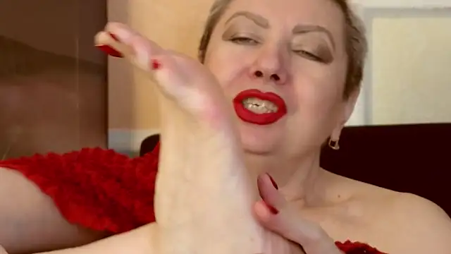 LadyPosh online show from November 11, 10:47 pm