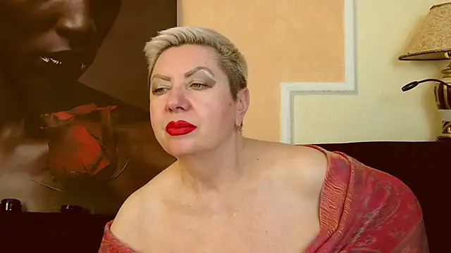 Snapshot of LadyPosh chatting on March 6, 4:30 am LadyPosh online show from March 6, 4:30 am