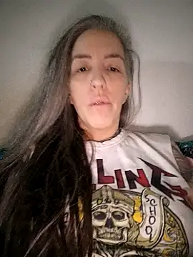vamporasuccubus19777 online show from April 22, 10:16 pm