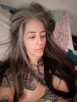 Snapshot of vamporasuccubus19777 chatting on July 5, 5:53 pm vamporasuccubus19777 online show from July 5, 5:53 pm