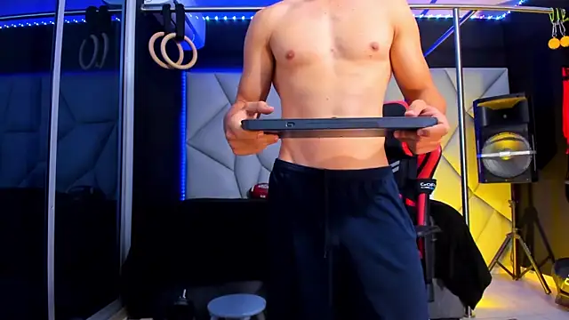 Aydenmiller96 online show from May 18, 10:09 am