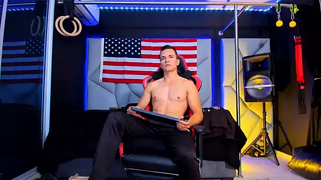 Aydenmiller96 online show from March 25, 12:44 am