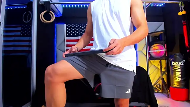 Aydenmiller96 online show from April 16, 2:34 am