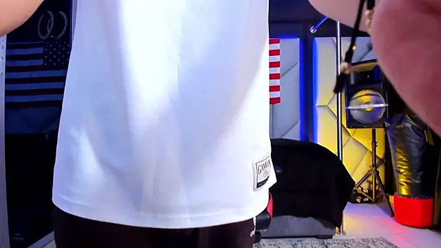 Aydenmiller96 online show from April 3, 4:52 am