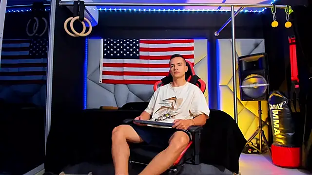 Aydenmiller96 online show from April 4, 3:13 am