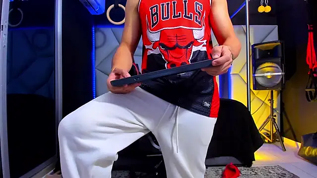 Aydenmiller96 online show from May 1, 5:45 am