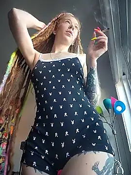 LucidLucy online show from September 29, 2:12 pm