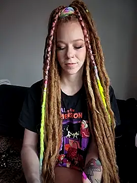 LucidLucy online show from March 24, 1:00 pm