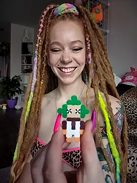 LucidLucy online show from February 12, 3:23 pm