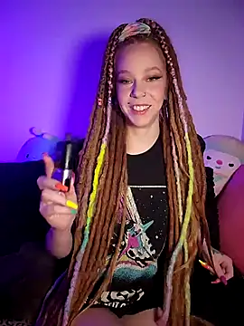 LucidLucy online show from April 10, 3:02 am