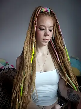 LucidLucy online show from November 27, 1:22 pm