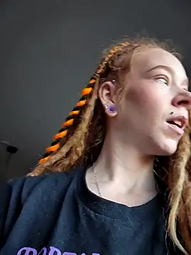 LucidLucy online show from October 28, 12:48 pm