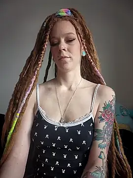 LucidLucy online show from March 14, 4:57 pm