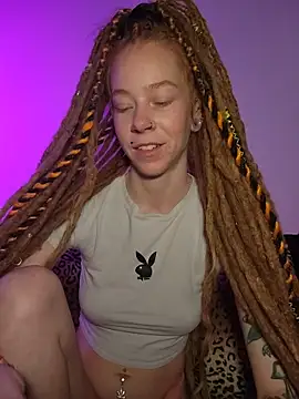 LucidLucy online show from November 10, 12:37 am