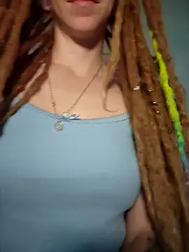 LucidLucy online show from November 17, 7:40 pm