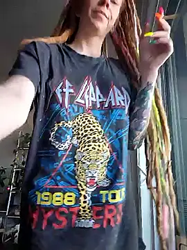 LucidLucy online show from September 17, 3:47 pm