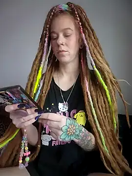 LucidLucy online show from November 28, 2:06 pm