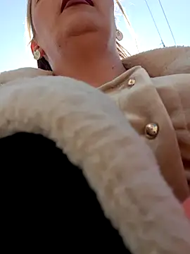 Dirtyfeelin online show from March 4, 11:51 am