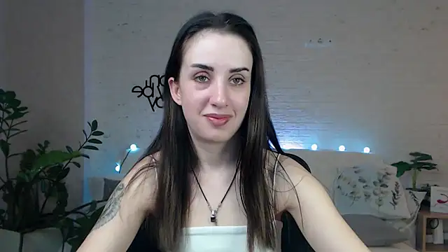 Snapshot of FranceskoJones chatting on March 22, 6:14 pm FranceskoJones online show from March 22, 6:14 pm