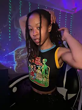 thebrattygoddess online show from March 13, 11:16 pm