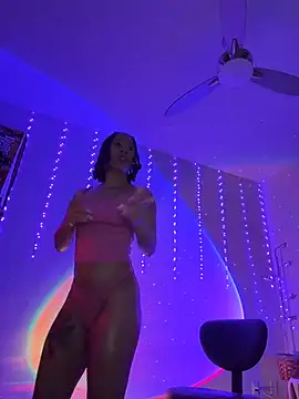 thebrattygoddess online show from January 17, 2:53 pm
