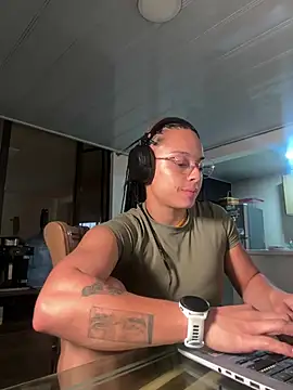 afroditaP  online show from March 5, 10:48 pm