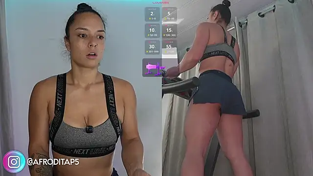 Snapshot of afroditaP_ chatting on November 30, 9:43 am afroditaP online show from November 30, 9:43 am