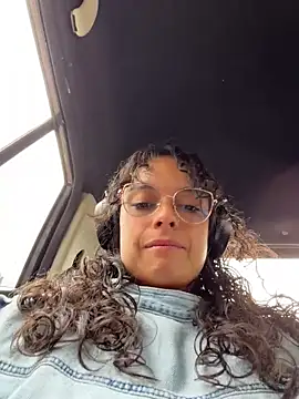 afroditaP  online show from May 30, 3:17 pm
