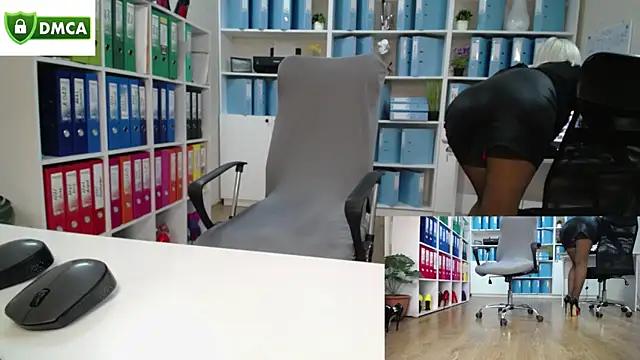 Snapshot of secret-office chatting on June 10, 5:19 am secret-office online show from June 10, 5:19 am