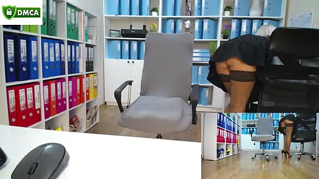Snapshot of secret-office chatting on October 20, 5:20 am secret-office online show from October 20, 5:20 am
