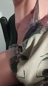 sexy fit guy on cam online show from January 18, 10:35 pm