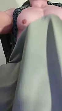 sexy fit guy on cam online show from February 4, 1:22 am