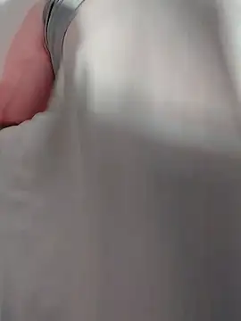 sexy fit guy on cam online show from February 14, 5:41 am