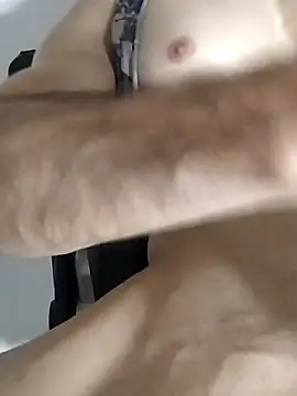 sexy fit guy on cam online show from February 28, 5:15 pm