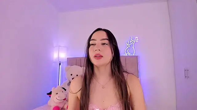 DannaTeen online show from March 8, 9:40 pm