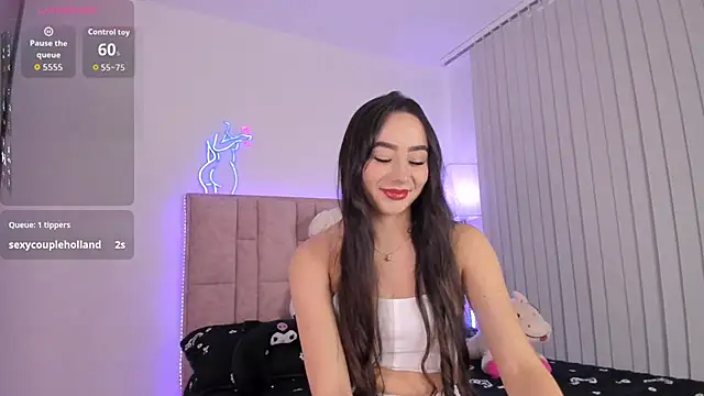 DannaTeen online show from November 7, 8:24 pm