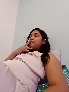 Indianbloom- online show from November 1, 10:53 am