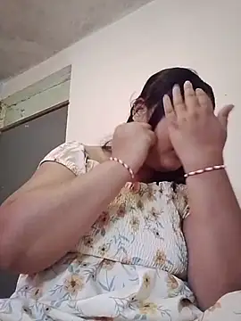 Indianbloom- online show from November 8, 9:24 am