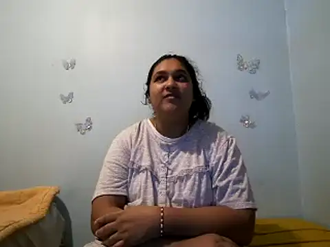 Indianbloom- online show from October 4, 5:03 pm