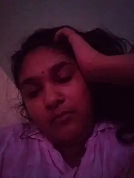 Indianbloom- online show from April 15, 9:37 am