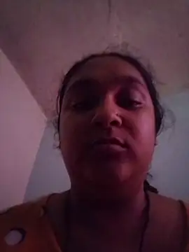 Indianbloom- online show from April 1, 11:11 am