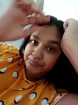 Indianbloom- online show from December 14, 10:43 am