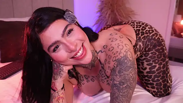 curvyliciousss online show from January 16, 6:01 pm