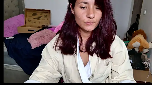 emily honter online show from December 16, 7:18 pm