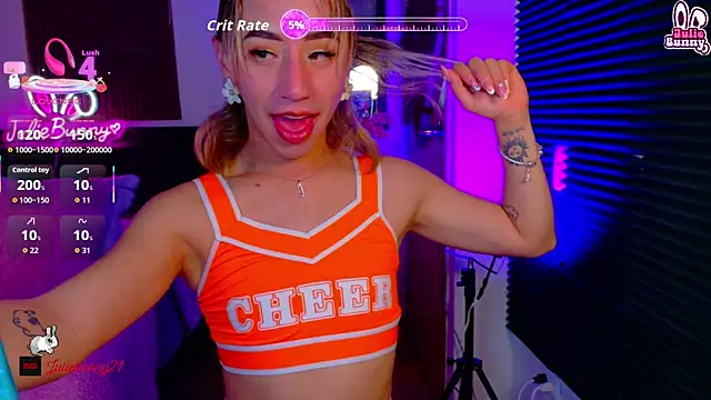 Littlebunny21 online show from May 29, 2:28 am