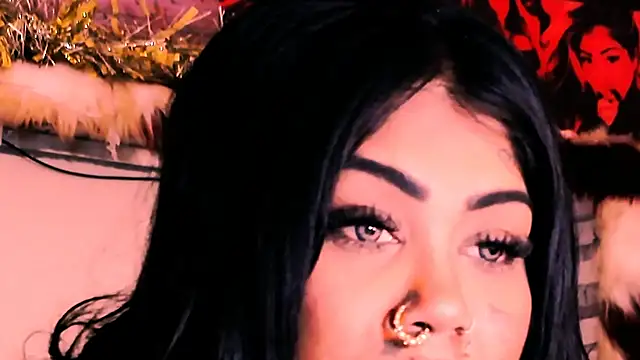 indian dreamgirl online show from December 15, 10:10 am