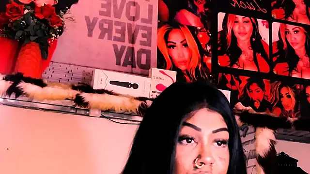 indian dreamgirl online show from November 27, 8:42 pm