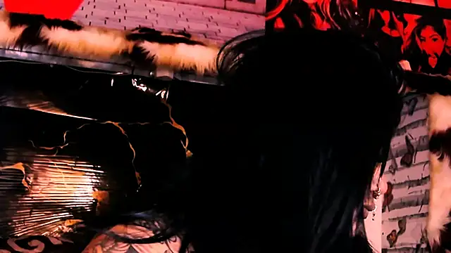 indian dreamgirl online show from April 14, 9:09 pm