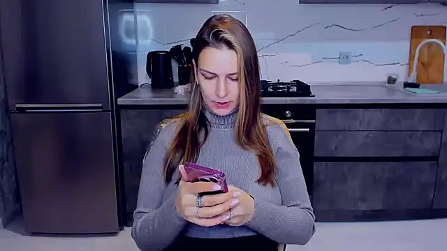 Snapshot of AlexiaDarren chatting on February 26, 4:16 pm AlexiaDarren online show from February 26, 4:16 pm
